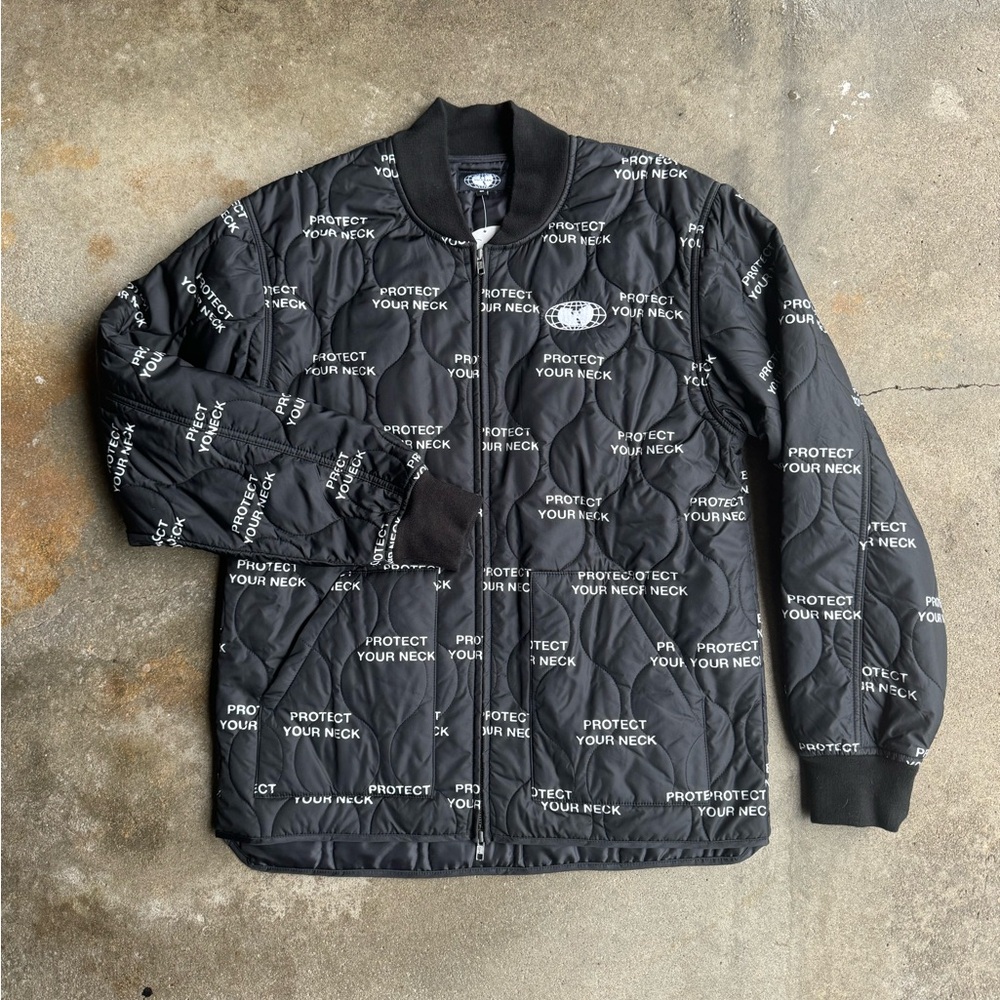 New 🏷️: WuWear Protect Ya Neck AOP Zip Jacket (L)